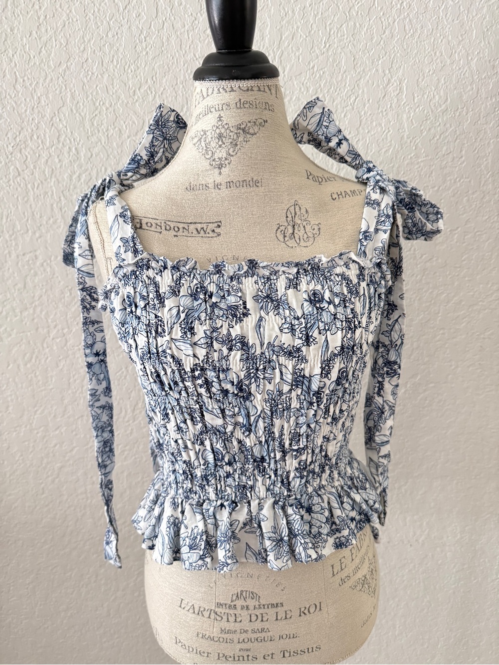 Endless Rose White and Navy Floral Tie-Shoulder Smocked Camisole